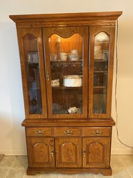 Vintage, Lighted China Hutch Or Cabinet With Buffet