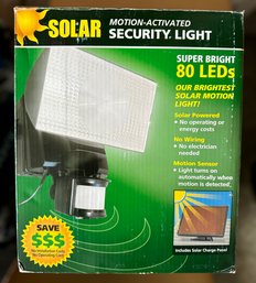 Unused Solar Motion Activated Security Light