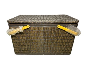 Beautiful Vintage Woven Picnic Basket