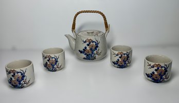 Beautiful Armbee Blue Floral Tea Cups W/ Bamboo Handle Teapot