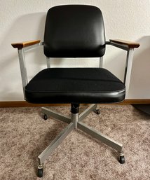 Vintage MCM Swivel And Rolling Office Chair