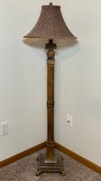 Vintage Metal Pineapple Floor Lamp