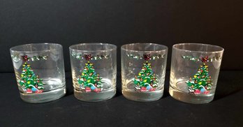Beautiful  Vintage  Christmas Tumblers - Set Of 4