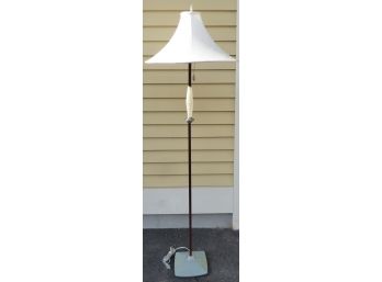 Upright Pole Lamp