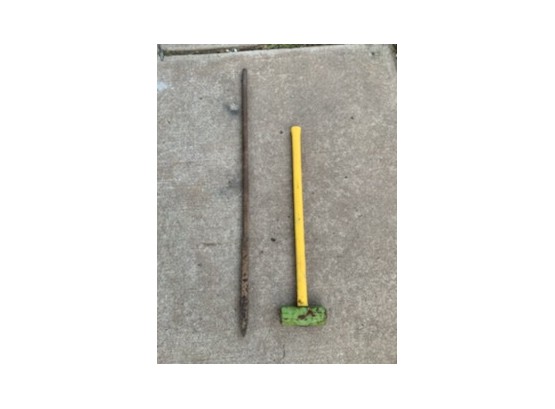 10lb Sledgehammer And Crowbar