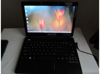 11.6' Acer Aspire One 725-0487  Laptop Win 8