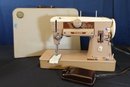 Vintage Singer Sewing Machine With Hard Case
