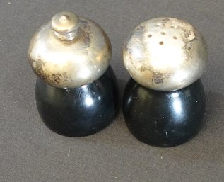 Vintage Salt And Pepper Shakers Made In Italy