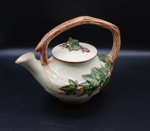 Vintage Ivy Leaf Teapot