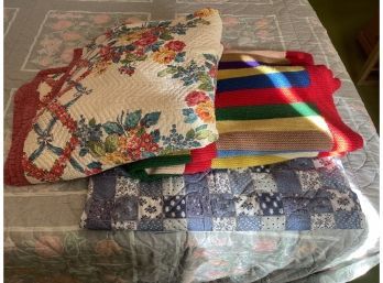 Vintage Quilts & Blanket