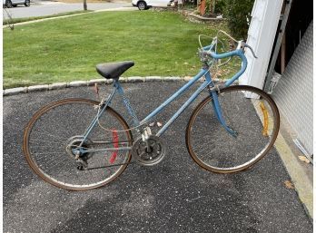 Vintage Ross Bicycle - See Photos For Measurements