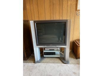 SONY TV With Samsung VCR/DVD Combo