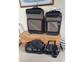 American Tourister 4pc Luggage Set