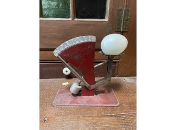 Egg scale, 1920s-30s