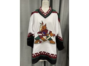 Arizona Coyotes Ice Hockey Jersey Size 46-R