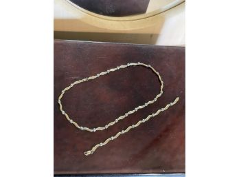 14 Karat Gold Necklace & Bracelet Set