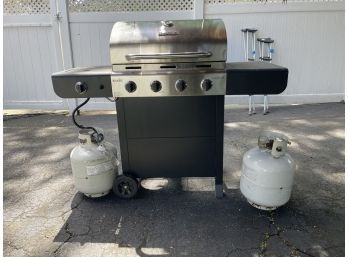Char Broil BBQ With 2 Propane Tanks