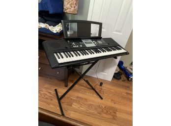 Yamaha & Keyboard Stand