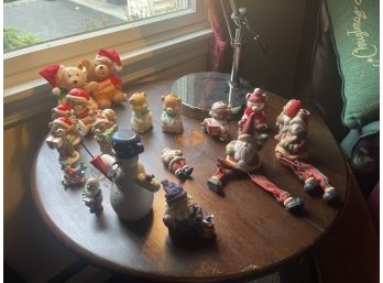 Christmas Figures And Knicknacks