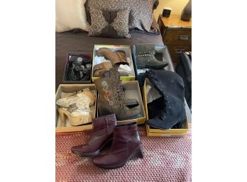 New Vince Camuto Sandals , Baretrap Boots And More Size 6 & 6.5