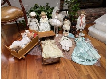 Antique Wood Cradle, Dolls