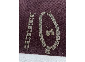 Handcrafted Necklace, Earring & Bracelet Set