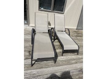 2 Patio Lounge Chairs