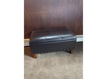 Storage Bench With Blankets