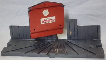 Vintage Stanley Handyman Mitre Box H114