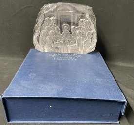 Vintage Last Supper Frosted  Crystal Glass Sculpture Paperweight