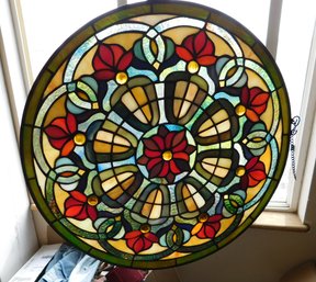 Beautiful Stained Glass Piece (chain Needs Repair)