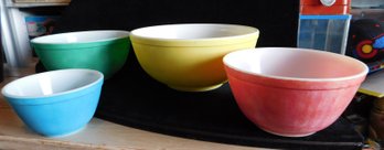 Pyrex Primary Colors 4 Bowls Set (faded & Scratched)