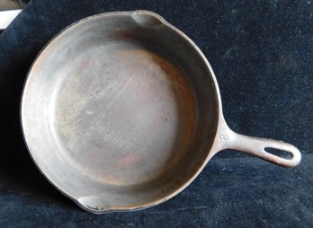 Wagner Ware Cast Iron Skillet 10 1/2' #8
