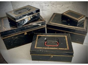 Great Set Of Vintage Nesting Boxes