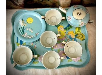 Adorable Vintage Tea Set