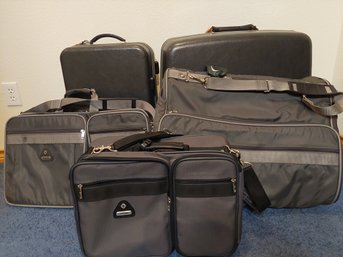 Lot Of Samsonite Suitcases And Travel Bags
