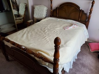 Antique Bed Mattress  And Frame 81x55x55