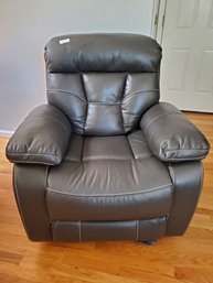Full Leather Movie Theater Style Adjustable Recliner 40x40x42