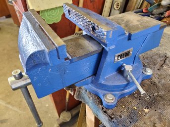 Central Forge Heavy Clamp