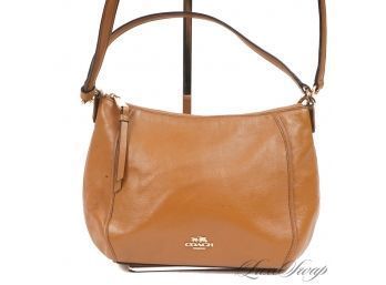 #7 NEAR MINT RECENT AND AUTHENTIC COACH VICUNA SADDLE TAN SMALL DUMPLING CROSSBODY HOBO BAG