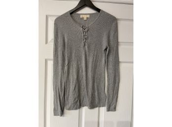 LOOK AT THAT CHEST!! WOMENS MICHAEL MICHAEL KORS KNIT SWEATER SIZE L