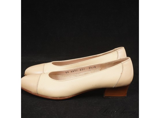 WITH ORIGINAL BOX! SALVATORE FERRAGAMO MADE IN ITALY NEAR MINT SAND CAP TOE 'PABLO' PEBBLED LEATHER SHOES 5.5