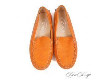 SWEET SUMMER COLOR AND NEAR MINT TODS MADE IN ITALY TANGERINE ORANGE GRAINED LEATHER WOMENS DRIVING SHOES 8