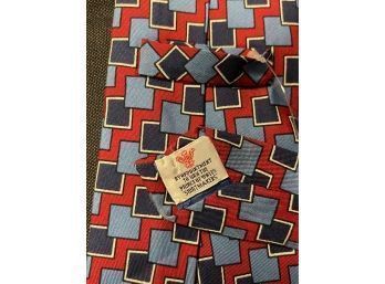 HOLY SHAPE!! TURNBULL & ASSER MADE IN ENGLAND RED AND GREY STEPPED STRIPE GEOMETRIC PRINT SILK TIE