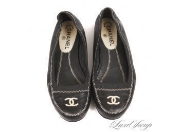 THE ONES EVERYONE WANTS! AUTHENTIC CHANEL MADE IN ITALY BLACK CC CAPTOE NAPPA LEATHER FLAT SHOES