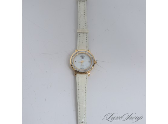 VINTAGE 1980S / 1990S GUCCI JAPANESE MOVEMENT GOLD TONE LADIES WATCH WITH DIAMOND EFFECT BEZEL