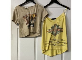 ROLL UP THE RODEO IN THIS  LOT OF 2 ARIZONA & SOUTHWESTERN PRINT TOPS MANDER & MESSY BUN SIZE M