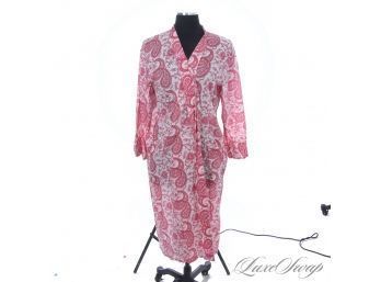 MODERN AND BEAUTIFUL CAROLINA WHITE AND MAGNOLIA PINK ALLOVER PAISLEY SUMMER WEIGHT ROBE DRESS L/XL