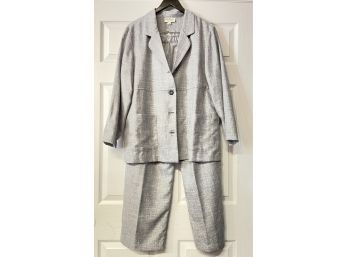 SOPHISTICATED & BREATHABLE!! BRAND NEW WITHOUT TAGS NORM THOMPSON GREY SUMMER ELASTIC WAIST PANT SUIT SIZE L