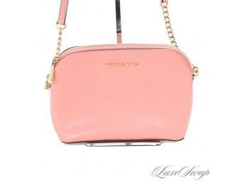 NEAR MINT AND SUCH A SICK COLOR FOR LATE SUMMER! MICHAEL KORS SALMON PINK SAFFIANO LEATHER SMALL ZIP TOP BAG